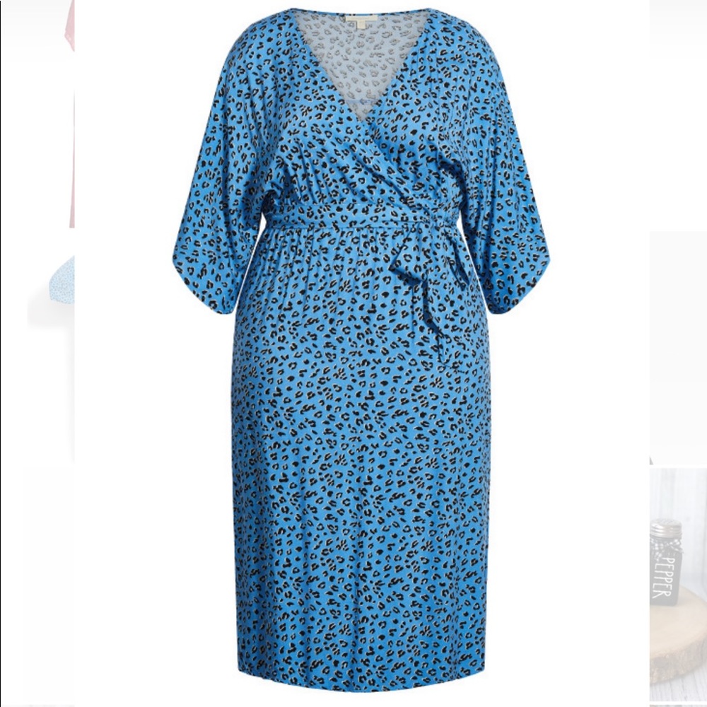 CITY CHIC BNWT Size 18/20 MIDI Dress